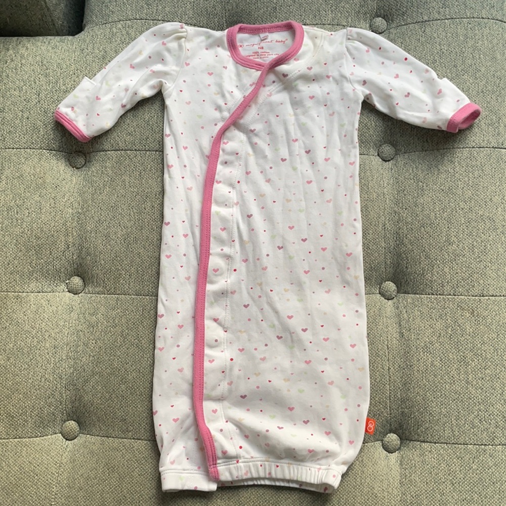 Magnetic Me Baby Gown Onesie,  Heart Pattern, size NB - perfect for Valentine’s